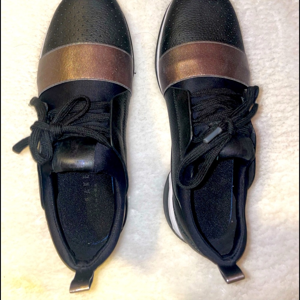 Ted Baker Cepa Sneakers ✨NEW✨